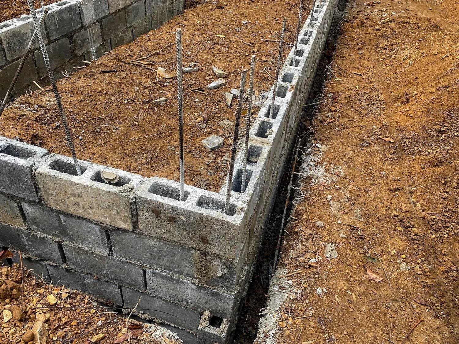 Main House Foundation Walls at Bohorica, photo 10