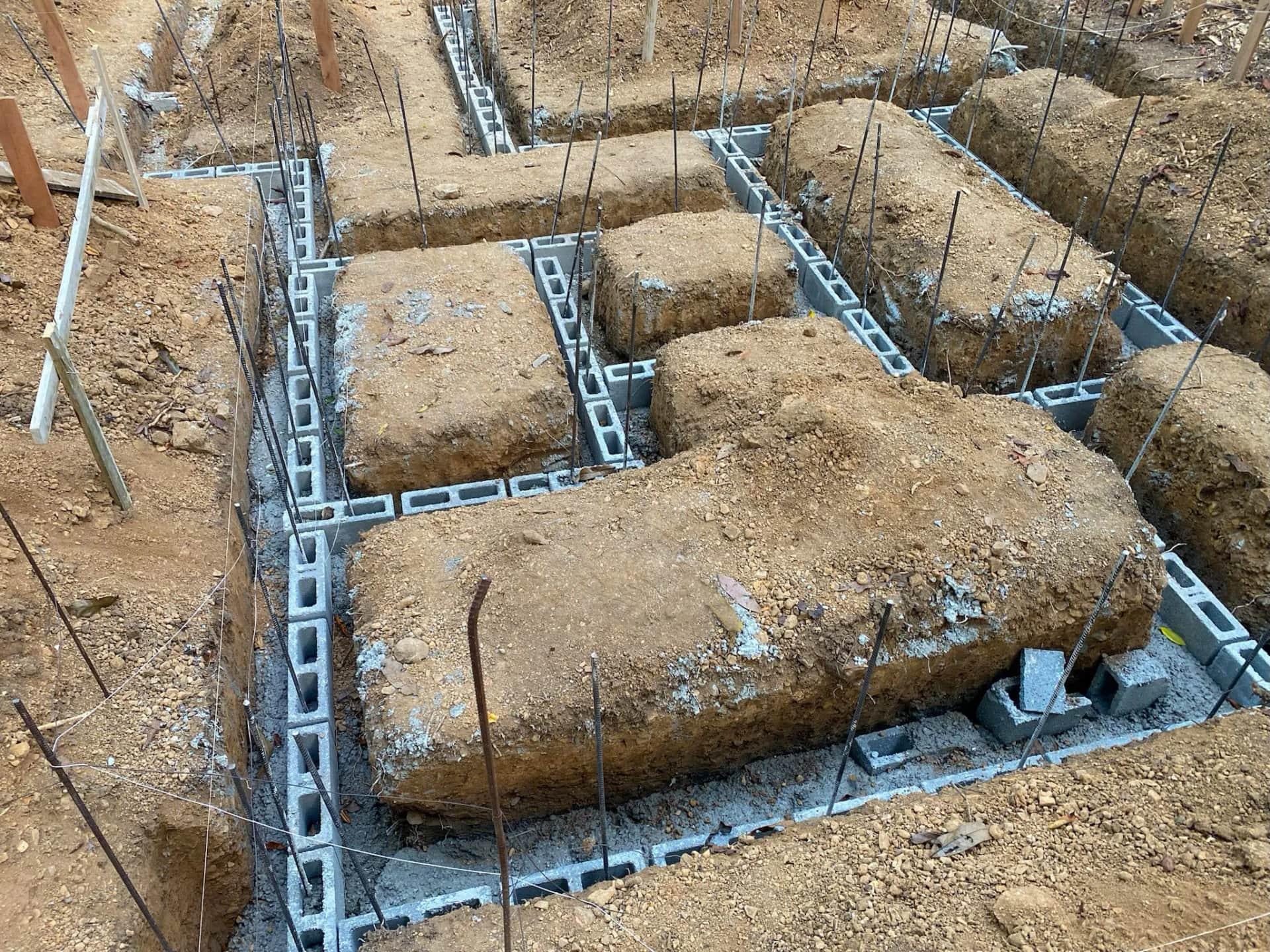 Main House Foundation Walls at Bohorica, photo 6