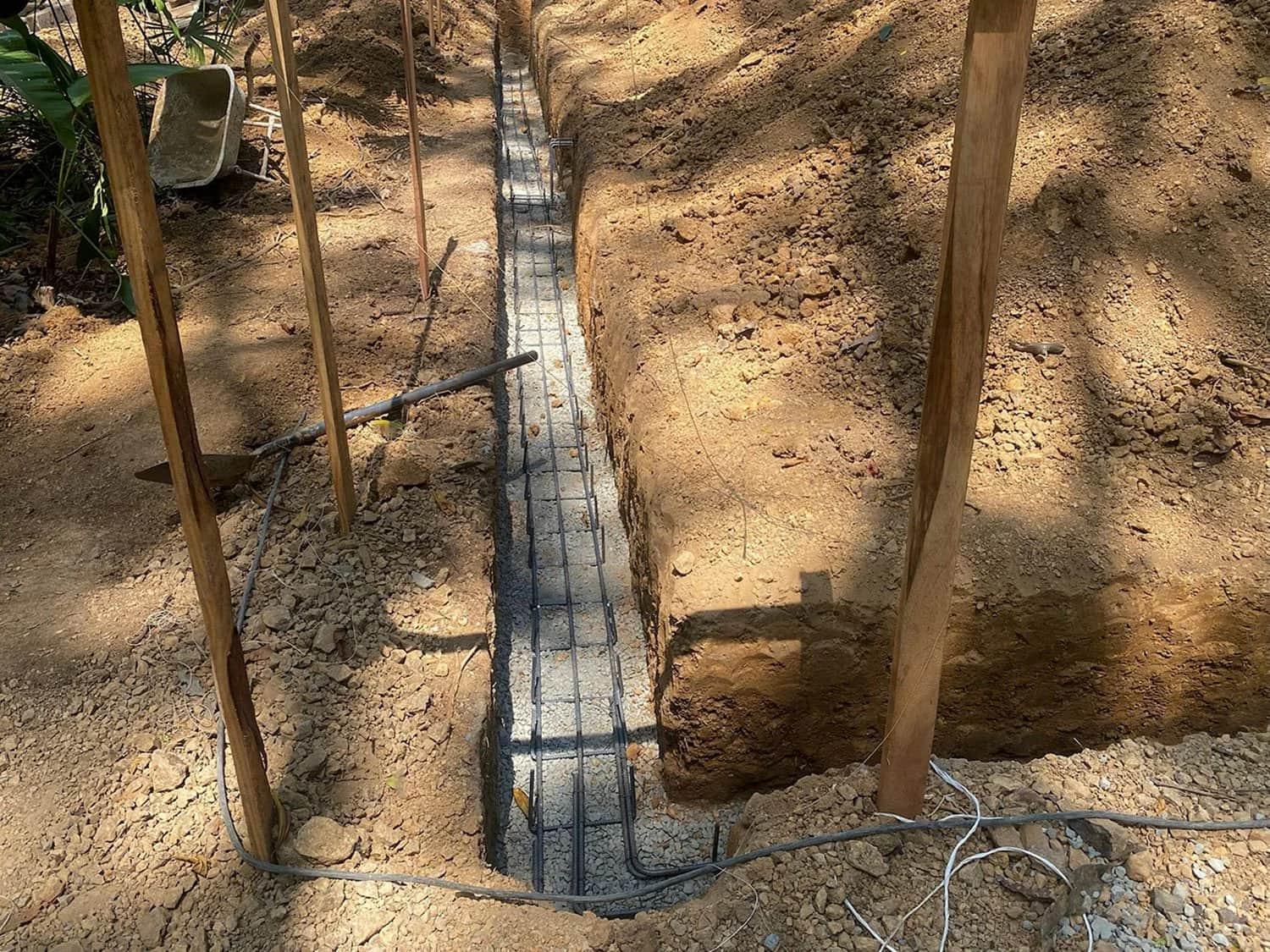 Main House Foundation Walls at Bohorica, photo 2