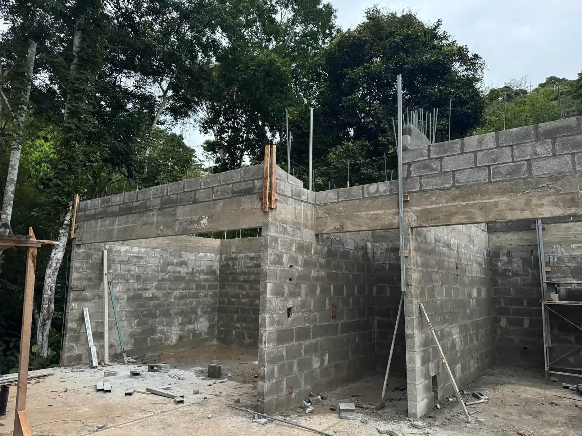 Headers, Columns & Crown Beam Installation - Casa Cavu, photo 12