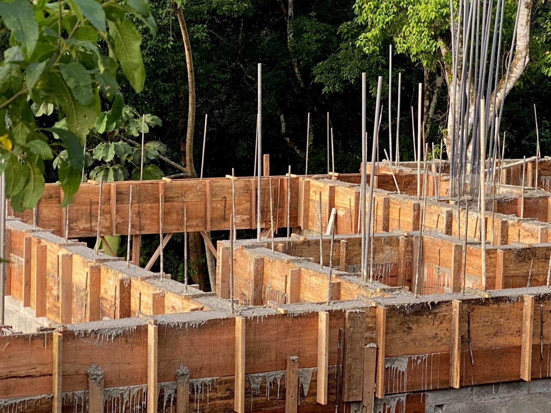 Headers, Columns & Crown Beam Installation - Casa Cavu, photo 7