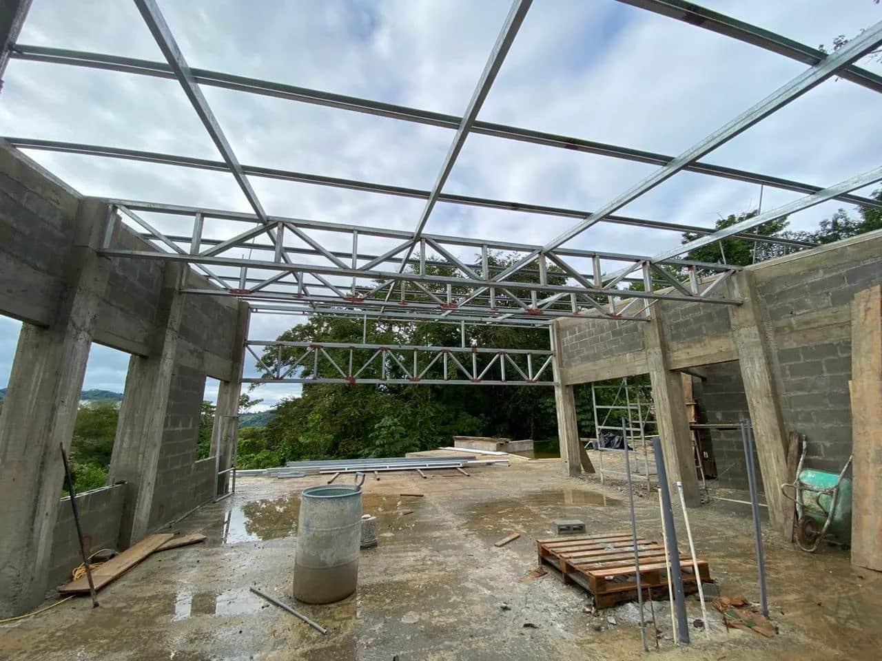 Roof Beams and Insulation - Casa Cavu, photo 8