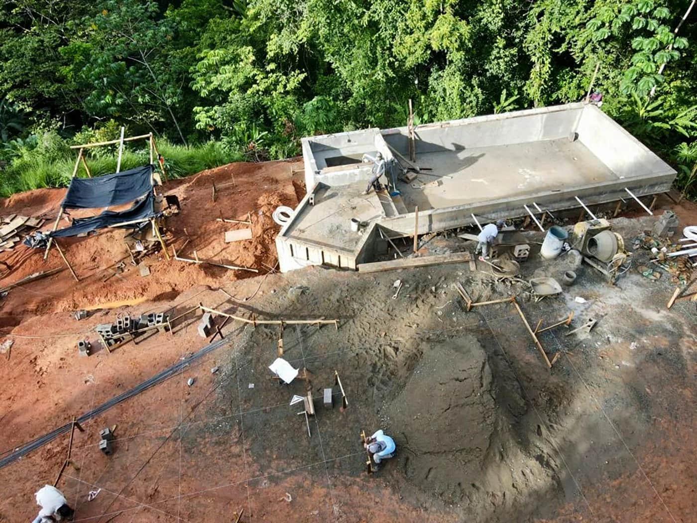 Building the Infinity Pool Basin