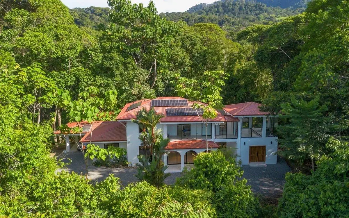 4.2 Acres — 2-Bedroom Modern Tropical Home with Private Pool, Solar Power & Covered Patio | Ojochal property photo 3 in Costa Rica