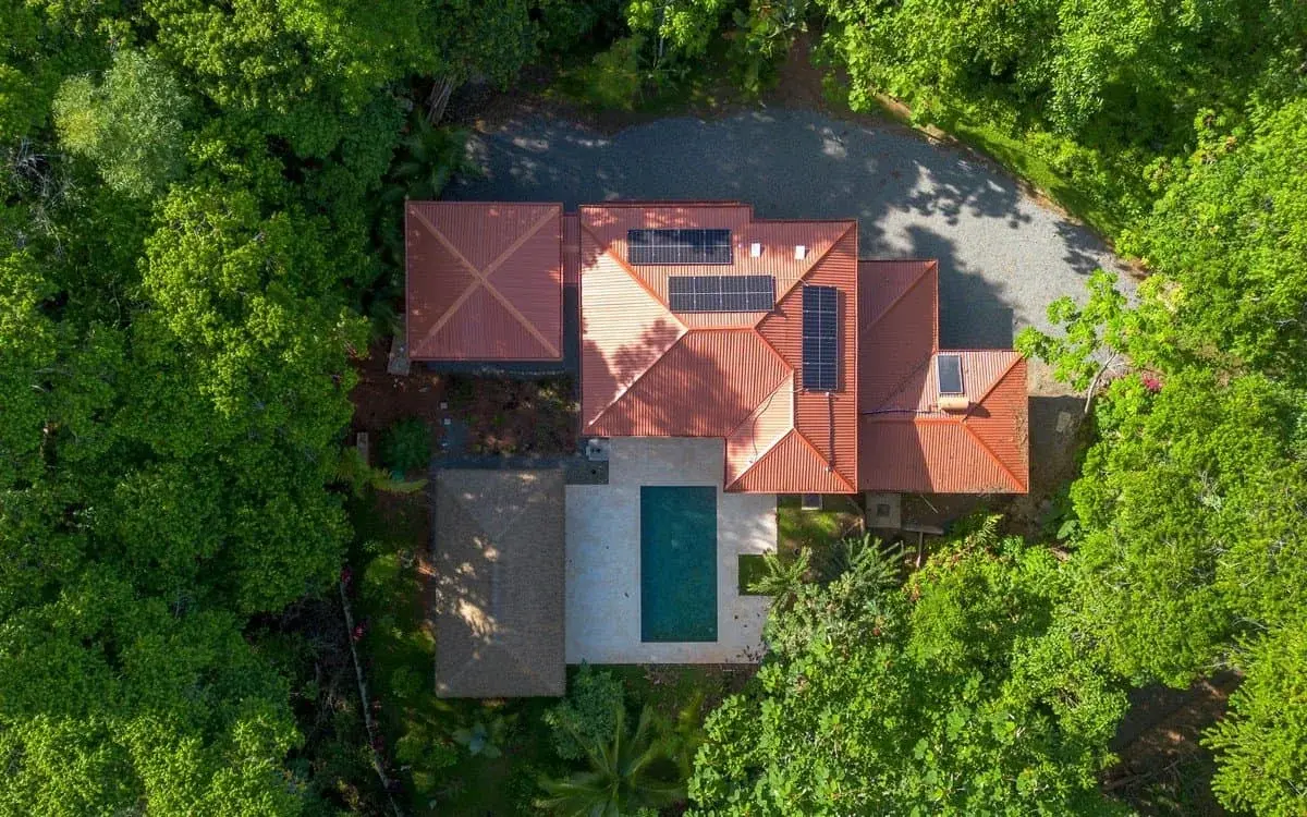 4.2 Acres — 2-Bedroom Modern Tropical Home with Private Pool, Solar Power & Covered Patio | Ojochal property photo 4 in Costa Rica