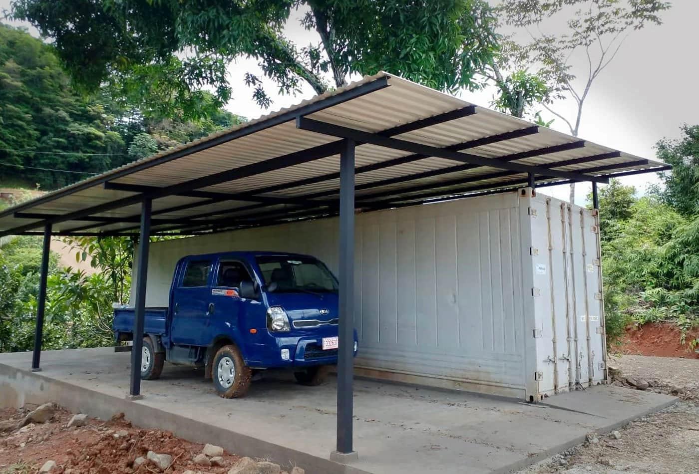 40ft Shipping Container / Cabina Build Out
