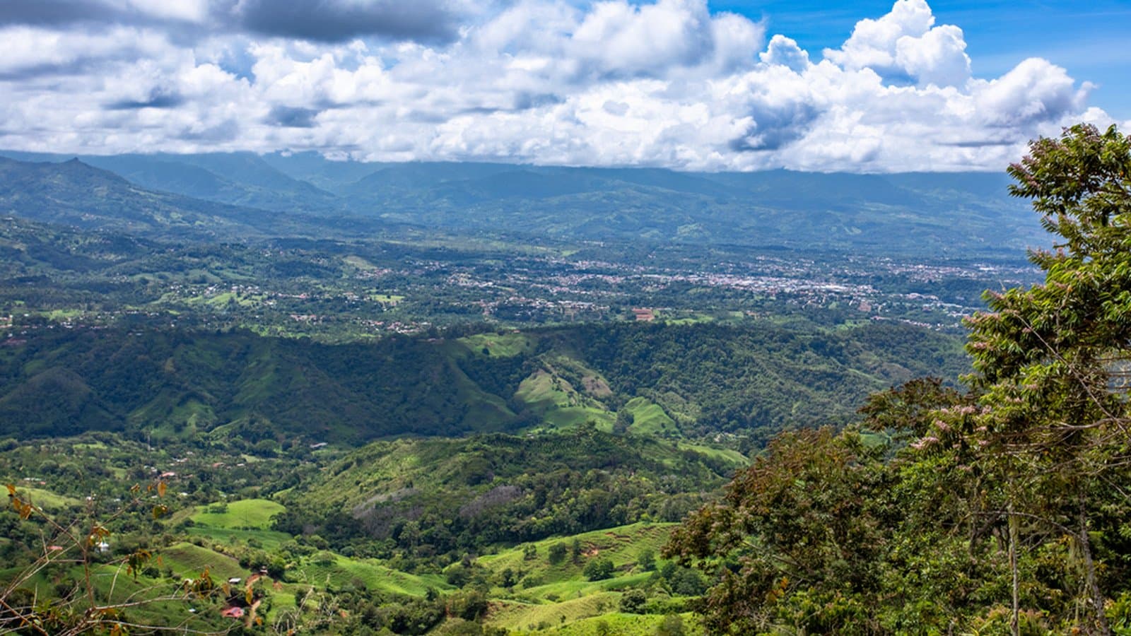 12.74 ACRES – Spectacular Land Property with Chirripo Mountain and San Isidro City Views