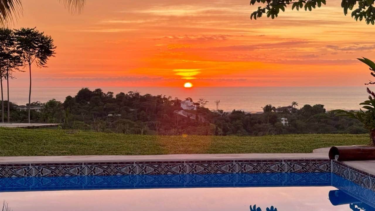 Iconic Ocean View Estate in Ojochal with 2 Guest Houses property photo 5 in Costa Rica