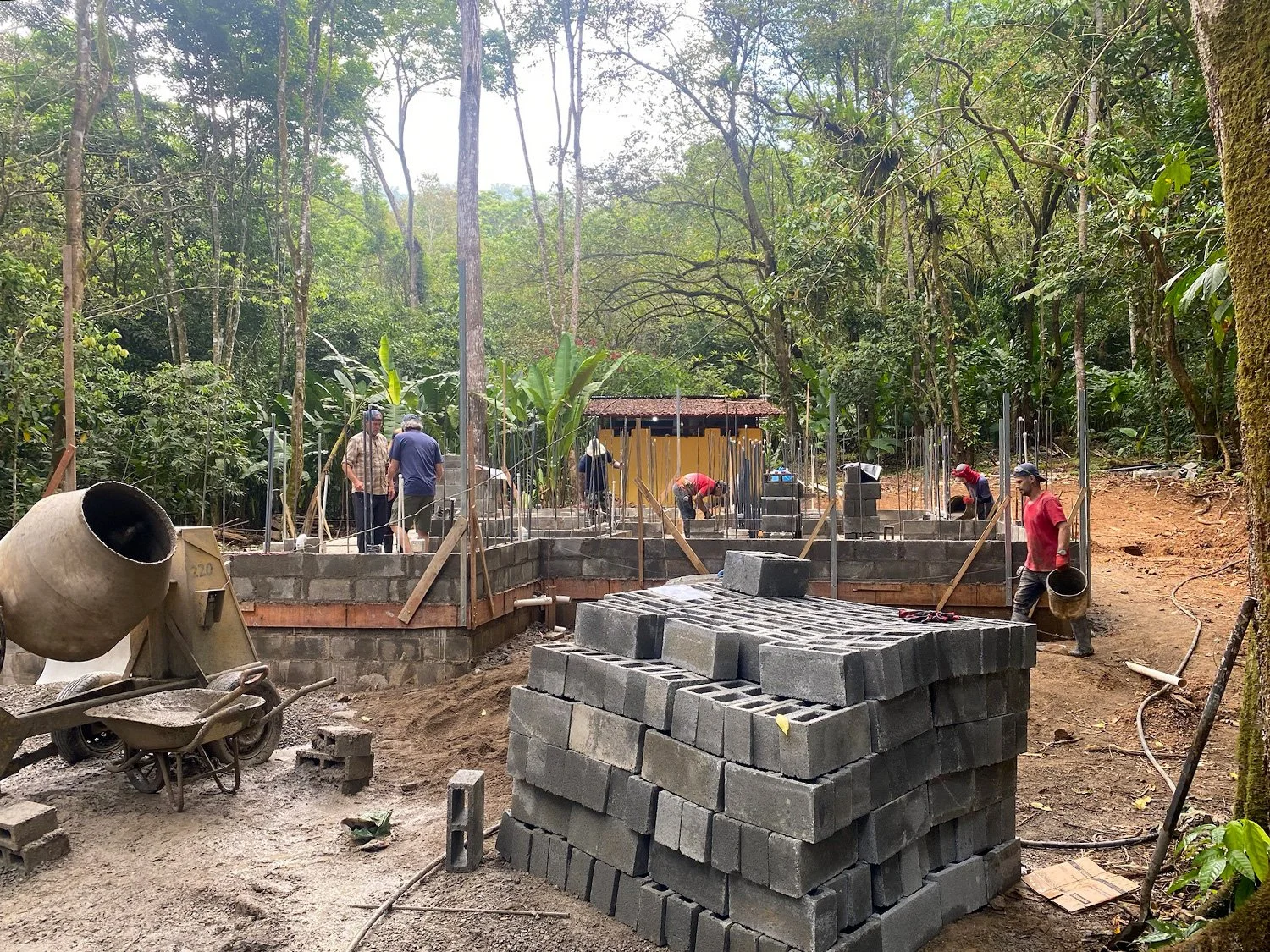 Building Concrete Block Walls & Headers, Bohorica Project, photo 7