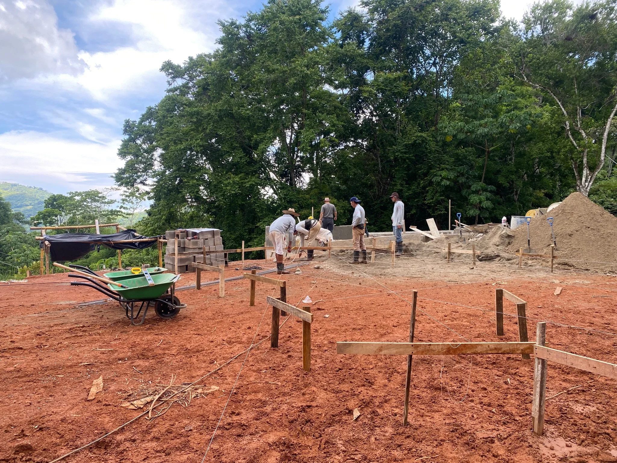 Concrete support columns and mechanical room construction, photo 4