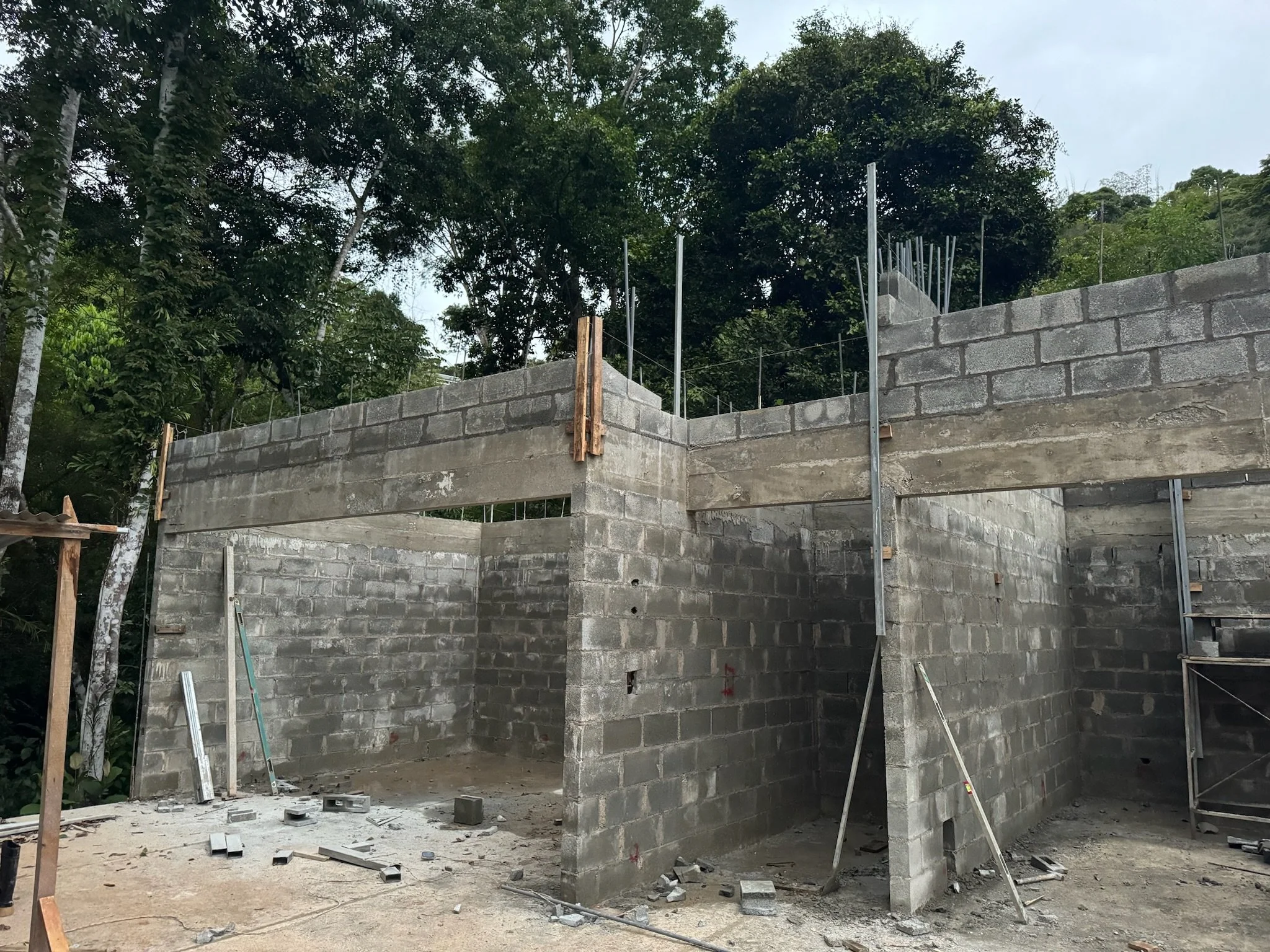 Headers, Columns & Crown Beam Installation - Casa Cavu, photo 12